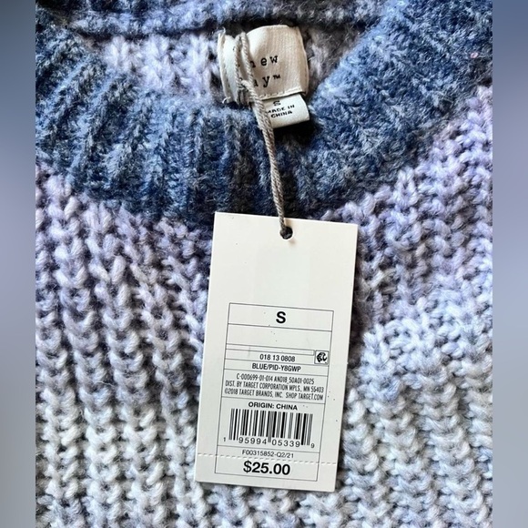 A New Day Women’s Purple Gradient Women's Sweater NWT Size Small - Picture 7 of 7